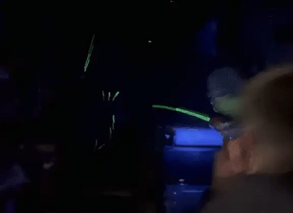 100 000 geepalloa - Hohtaa pimeässä